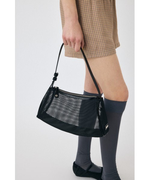 MOUSSY(マウジー)の「MESH ONE SHOULDER バッグ(ショルダーバッグ・レディース・キナリ/ブラック・FREE)」の3枚目の写真