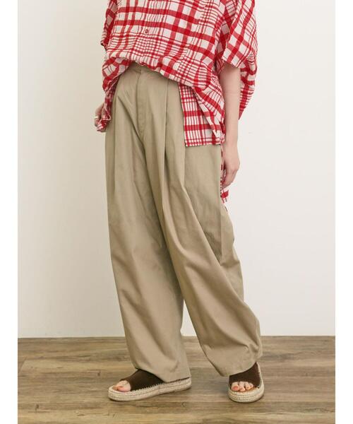 Samansa Mos2（サマンサ モスモス）の「【M/Lサイズ】パン屋さんみたいなタックパンツ（その他パンツ・レディース・チャコールグレー/オフホワイト/ベージュ・M/L）」の18枚目の写真