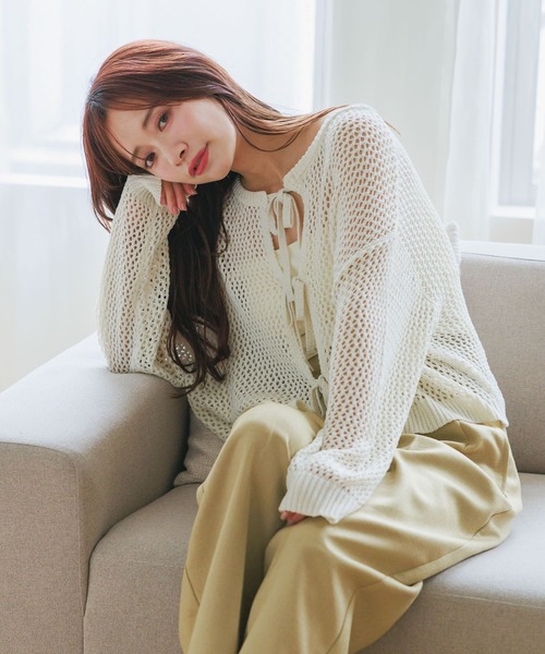 mysty woman（ミスティウーマン）の「2WAYメッシュプルオーバー　497235（ニット/セーター・レディース・オフホワイト/ブラック/グレイッシュベージュ・FREE）」の4枚目の写真
