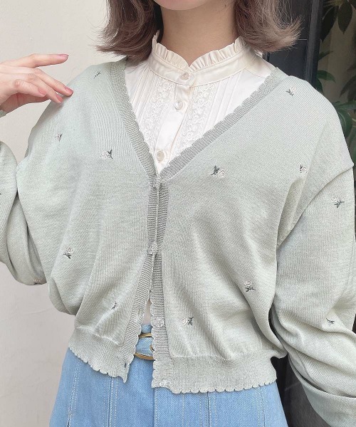F i.n.t（フィント）の「【洗濯機洗い可・UVカット】小花総刺繍ＵＶニットカーディガン/ fint　フィント（カーディガン/ボレロ・レディース・ライトグリーン/アイボリー/ピンクベージュ・FREE）」の10枚目の写真