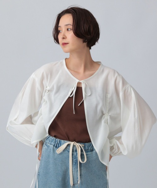 LEPSIM(レプシィム)の「シャーリングリボンブラウス 497157(シャツ/ブラウス・レディース・オフホワイト/ブラック/ブルー・FREE)」の1枚目の写真