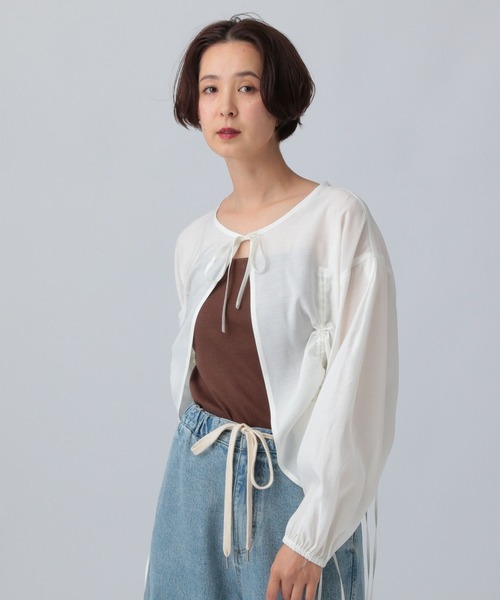 LEPSIM(レプシィム)の「シャーリングリボンブラウス 497157(シャツ/ブラウス・レディース・オフホワイト/ブラック/ブルー・FREE)」の17枚目の写真