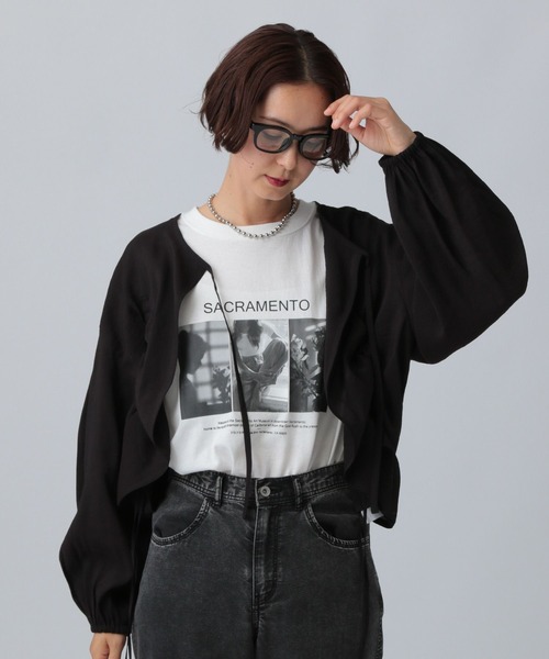 LEPSIM(レプシィム)の「シャーリングリボンブラウス 497157(シャツ/ブラウス・レディース・オフホワイト/ブラック/ブルー・FREE)」の22枚目の写真