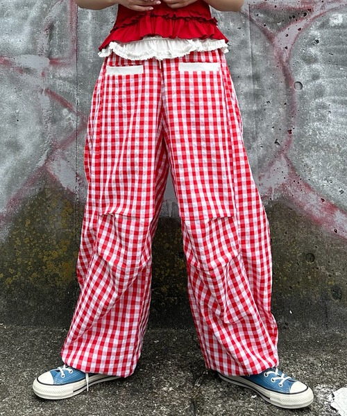 Alley Tokyo(アリートーキョー)の「いろんな柄パラシュートパンツ(その他パンツ・レディース・イエロー/レッド/サックスブルー/ブラック/ブラウン/ピンク・F)」の6枚目の写真