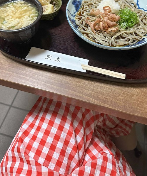 Alley Tokyo(アリートーキョー)の「いろんな柄パラシュートパンツ(その他パンツ・レディース・イエロー/レッド/サックスブルー/ブラック/ブラウン/ピンク・F)」の12枚目の写真