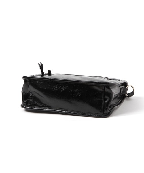 LAKOLE（ラコレ）の「Wジップスクエアショルダーバッグ / 494027（ショルダーバッグ・レディース・ブラック/ボルドー/オフホワイト・FREE）」の12枚目の写真