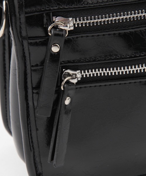 LAKOLE（ラコレ）の「Wジップスクエアショルダーバッグ / 494027（ショルダーバッグ・レディース・ブラック/ボルドー/オフホワイト・FREE）」の15枚目の写真
