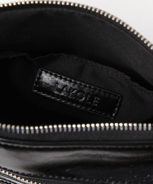 LAKOLE（ラコレ）の「Wジップスクエアショルダーバッグ / 494027（ショルダーバッグ・レディース・ブラック/ボルドー/オフホワイト・FREE）」の7枚目の写真