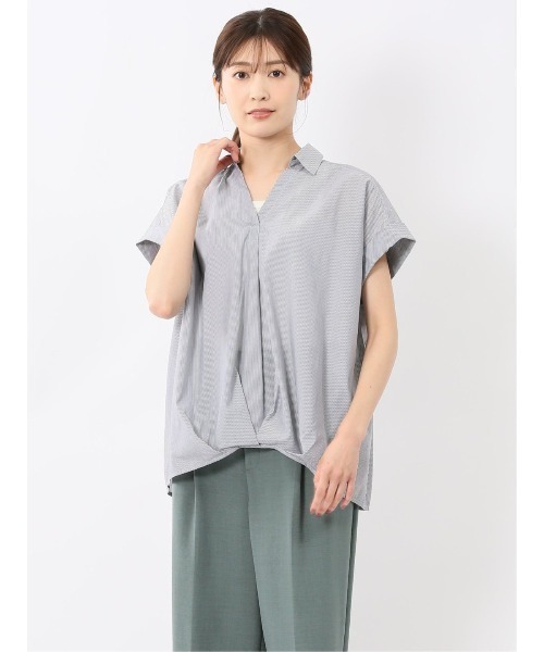 m.f.editorial(エムエフエディトリアル)の「【接触冷感 UVカット イージーケア】m.f.エディトリアル レディース タックかぶり スキッパーシャツ(シャツ/ブラウス・レディース・ベージュ/ネイビー/ブラック/カーキ・MEDIUM/LARGE)」の2枚目の写真