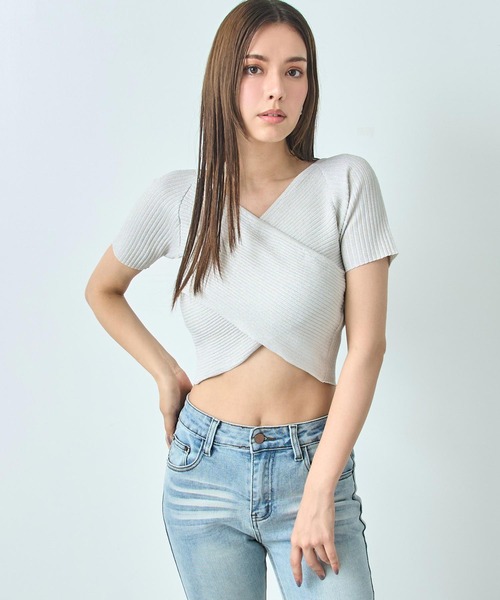 ANAP（アナップ）の「ラメ クロップド ２WAY クロス デザイン ニット トップス（ニット/セーター・レディース・ブラック/ホワイト・FREE）」の3枚目の写真