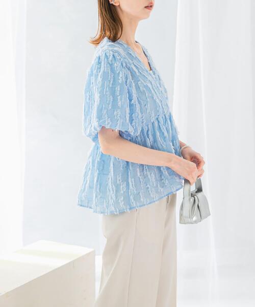 URBAN RESEARCH ROSSO WOMEN（アーバンリサーチ　ロッソ）の「ジャガードバルーンスリーブブラウス（シャツ/ブラウス・レディース・ホワイト/ブルー系その他・FREE）」の12枚目の写真