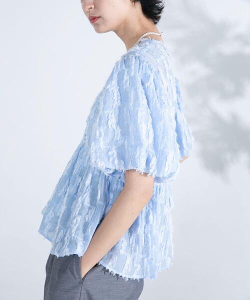 URBAN RESEARCH ROSSO WOMEN（アーバンリサーチ　ロッソ）の「ジャガードバルーンスリーブブラウス（シャツ/ブラウス・レディース・ホワイト/ブルー系その他・FREE）」の16枚目の写真