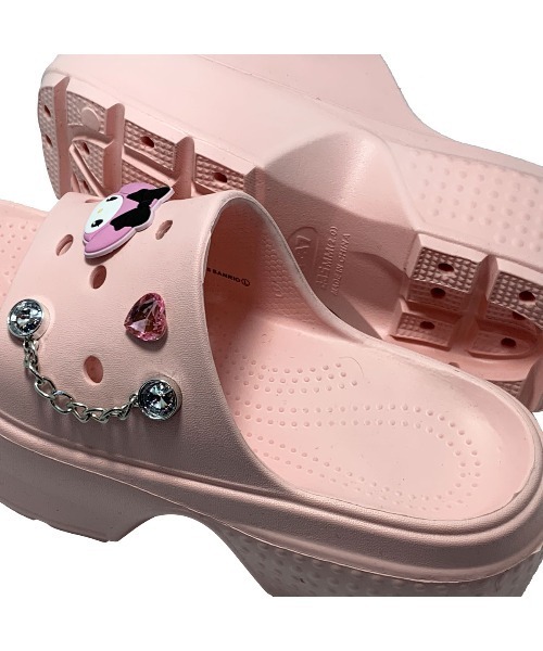 VIBGYOR(ヴィブジョー)の「【Sanrio】サンリオキャラクターズチェーン飾り付き厚底ヒールサンダル(MA)(サンダル・レディース・ブラック/ホワイト/パープル/ピンク・L/M)」の12枚目の写真