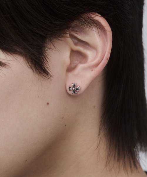 WYZ(ダブリューワイジィー)の「クロスデザイン ピアス(両耳用)(ピアス(両耳用)・メンズ・シルバー/ブラック/ゴールド・FREE)」の13枚目の写真