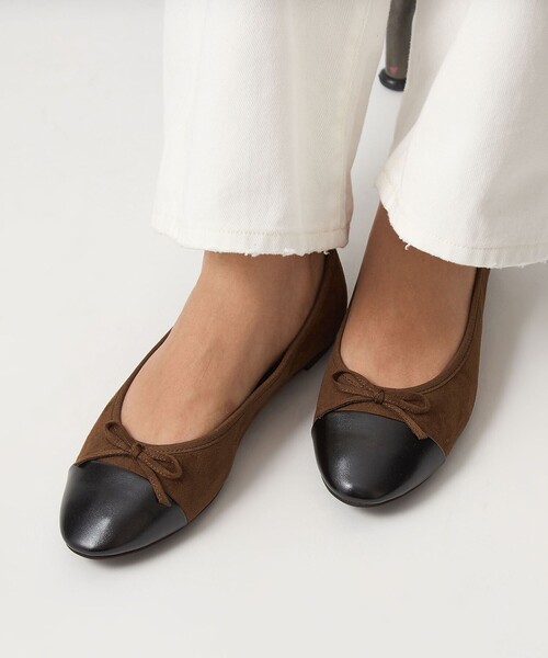 green label relaxing(グリーンレーベルリラクシング)の「ラウンド バレエシューズ 撥水(バレエシューズ・レディース・ナチュラル/ブラック/ブラウン系・25cm/24.5cm/24cm/22.5cm/23.5cm/23cm)」の16枚目の写真