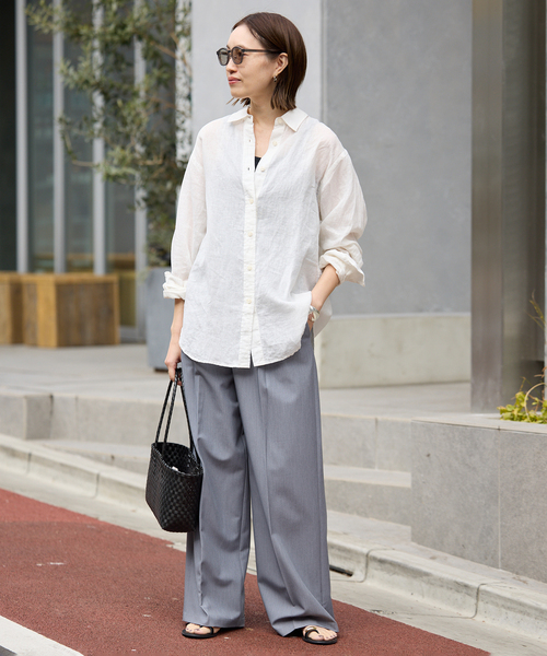 SLOBE IENA（スローブイエナ）の「《追加2》リネンコットンレギュラーシャツ（シャツ/ブラウス・レディース・スカイブルー/ブラウン/ホワイト・FREE）」の9枚目の写真