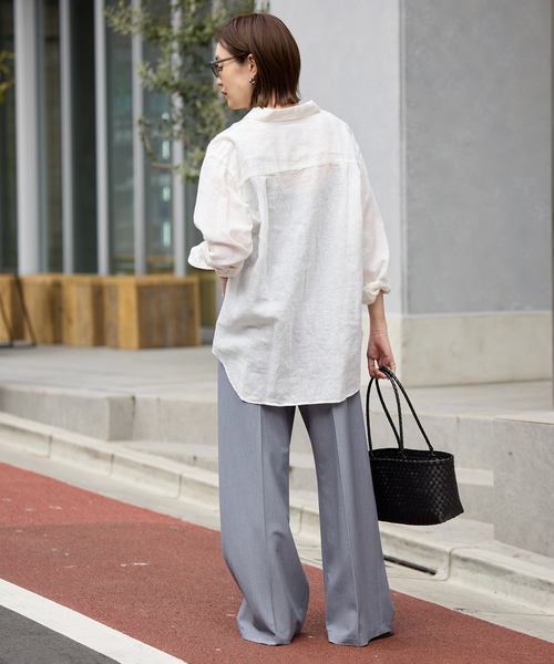 SLOBE IENA（スローブイエナ）の「《追加2》リネンコットンレギュラーシャツ（シャツ/ブラウス・レディース・スカイブルー/ブラウン/ホワイト・FREE）」の4枚目の写真