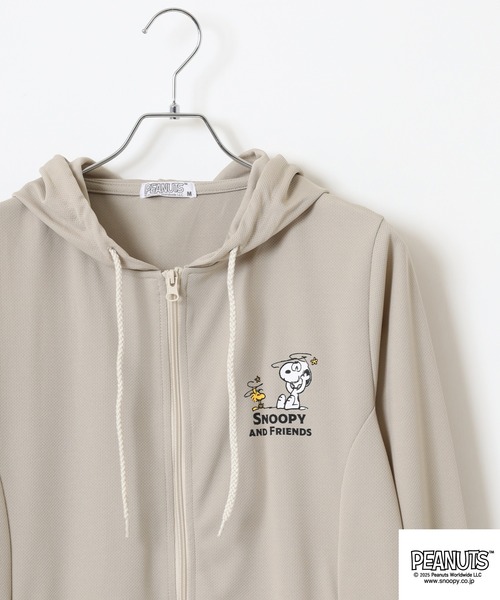 PEANUTS(ピーナッツ)の「PEANUTSハニカムドライZIPパーカー(パーカー・メンズ・ブラック/ピンクベージュ/ネイビー/ダークパープル/ベージュ/チャコール・M/L/LL)」の1枚目の写真