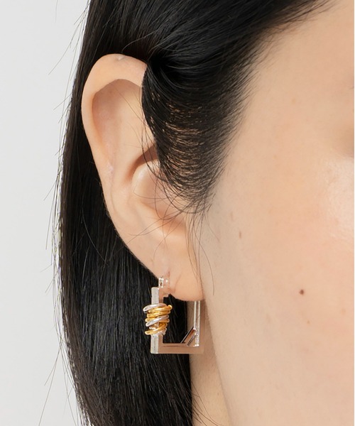 LAPUIS（ラピュイ）の「LAPUIS(ラピュイ) Coil Frame pierced earrings（ピアス（両耳用）・レディース・ゴールド/マルチ・FREE）」の18枚目の写真