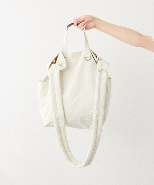 ear PAPILLONNER(イアパピヨネ)の「ファブリック2WAYショルダーバッグL(ショルダーバッグ・レディース・アイボリー/ブラック/ダークグリーン/パープル・FREE)」の16枚目の写真