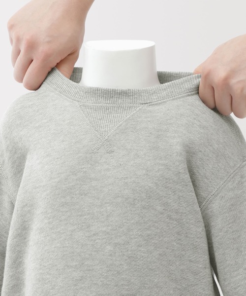 無印良品（ムジルシリョウヒン）の「ベビー　あたまするっと　裏毛スウェットシャツ（スウェット・キッズ・イエロー/ブルー系/ネイビー/スモークピンク/ライトベージュ/グレー・80/90/100）」の10枚目の写真