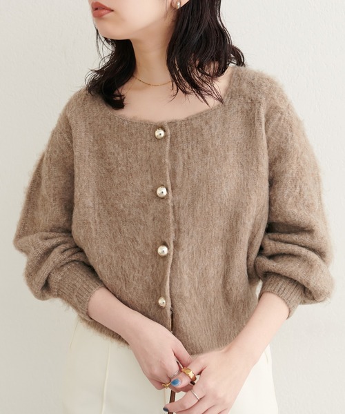 natural couture(ナチュラルクチュール)の「【ZOZO限定】ころりん釦スクエアネックカーディガン(カーディガン/ボレロ・レディース・オフホワイト/グレー/ブラック/モカ/ピンク・FREE)」の20枚目の写真