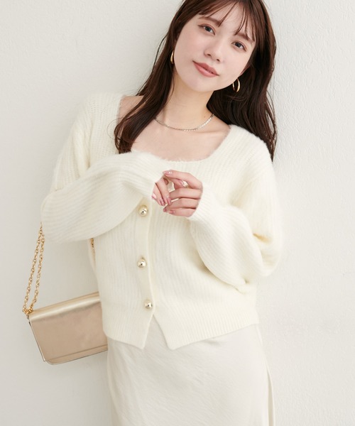 natural couture(ナチュラルクチュール)の「【ZOZO限定】ころりん釦スクエアネックカーディガン(カーディガン/ボレロ・レディース・オフホワイト/グレー/ブラック/モカ/ピンク・FREE)」の7枚目の写真