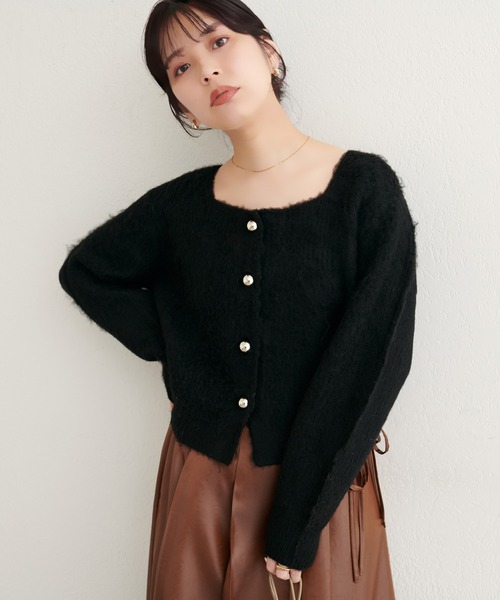 natural couture(ナチュラルクチュール)の「【ZOZO限定】ころりん釦スクエアネックカーディガン(カーディガン/ボレロ・レディース・オフホワイト/グレー/ブラック/モカ/ピンク・FREE)」の12枚目の写真