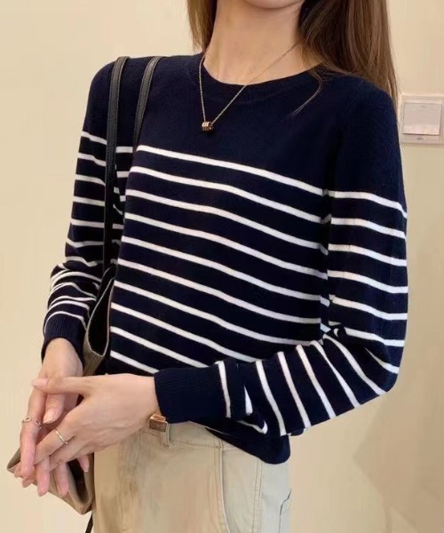 cammie(キャミー)の「ボーダーニットトップス(ニット/セーター・レディース・ブラック/ホワイト・LARGE/MEDIUM)」の10枚目の写真