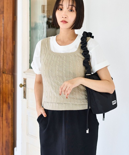 VIS（ビス）の「【前後2WAY】ケーブルニットタンクトップ（タンクトップ・レディース・ベージュ/サックスブルー/チャコールグレー・FREE）」の8枚目の写真