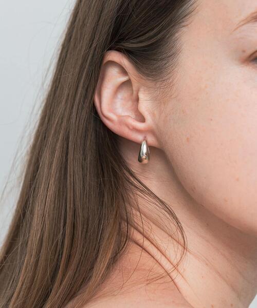 URBAN RESEARCH(アーバンリサーチ)の「decor『デコール』 Plump Drop Pierce L SV(ピアス(両耳用)・レディース・シルバー・-)」の2枚目の写真