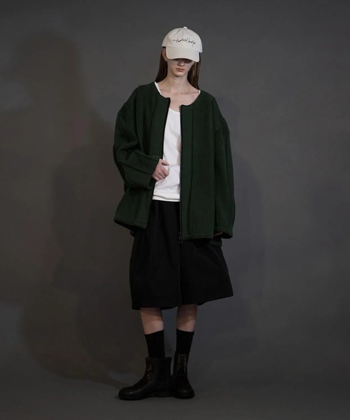 my beautiful landlet（マイビューティフルランドレット）の「【my beautiful landlet】 POLYESTER YARN DYED GABARDINE WIDE SHORT PANTS（その他パンツ・メンズ・カーキ/ネイビー/ブラック・1/0）」の2枚目の写真