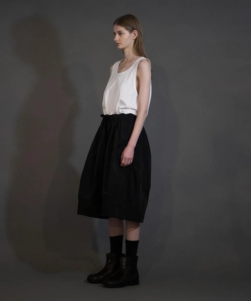 my beautiful landlet（マイビューティフルランドレット）の「【my beautiful landlet】 POLYESTER YARN DYED GABARDINE WIDE SHORT PANTS（その他パンツ・メンズ・カーキ/ネイビー/ブラック・1/0）」の5枚目の写真