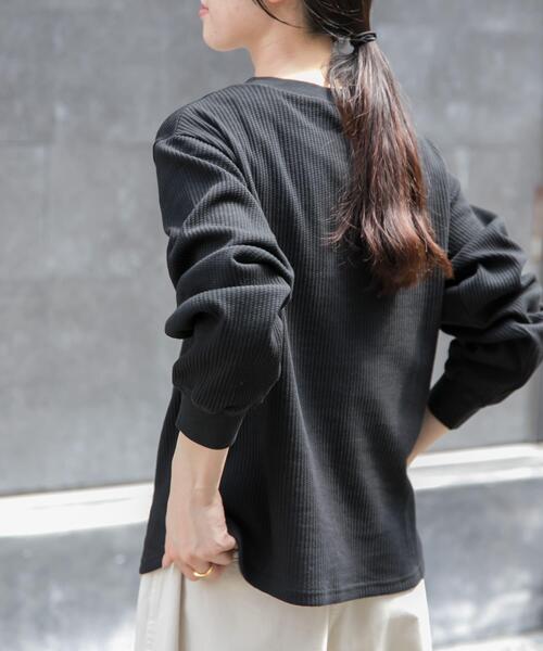 FORK&SPOON(フォークアンドスプーン)の「FORK&SPOON 変形ワッフルロングスリーブTシャツ(Tシャツ/カットソー・レディース・ホワイト系その他/アイボリー/ブラック・1)」の5枚目の写真