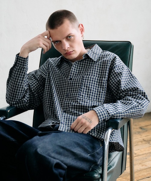 Regen Glanz(レーゲングランツ)の「basic cropped stripe shirt/ベーシッククロップドシャツ(シャツ/ブラウス・メンズ・ブルー/ライトホワイト/ネイビー・SMALL/MEDIUM/LARGE)」の3枚目の写真