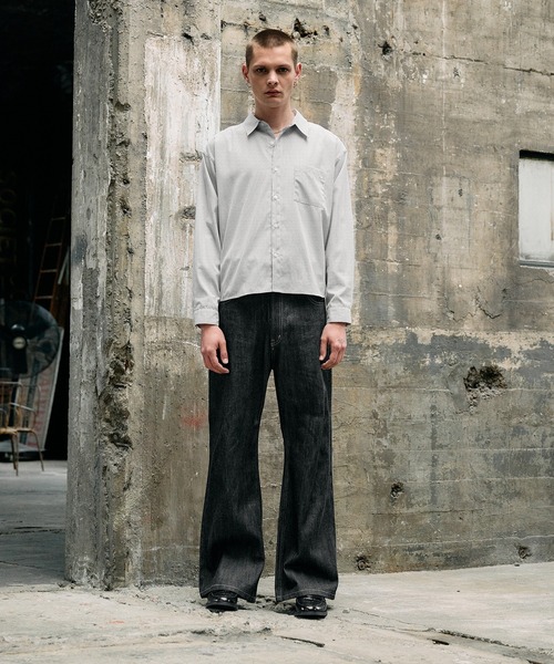 Regen Glanz（レーゲングランツ）の「basic cropped stripe shirt/ベーシッククロップドシャツ（シャツ/ブラウス・メンズ・ブルー/ライトホワイト・SMALL/MEDIUM/LARGE）」の9枚目の写真