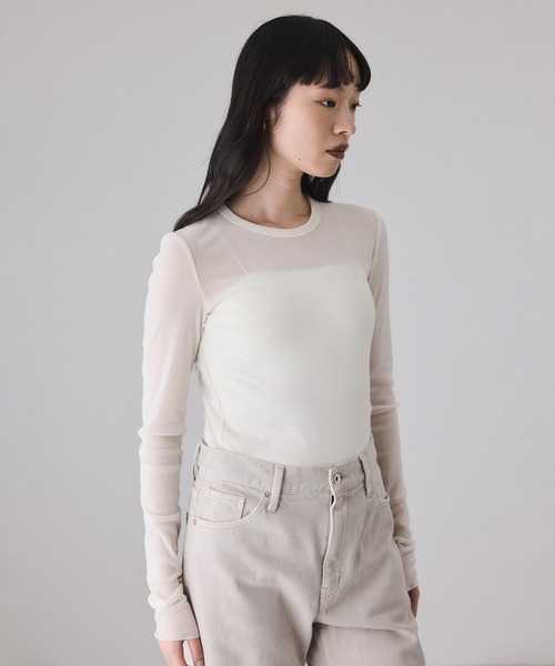 フロッキーチュールクルーネックプルオーバー（Tシャツ/カットソー