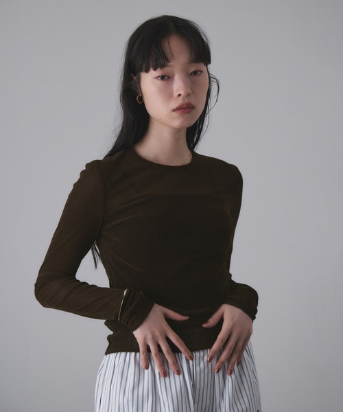 フロッキーチュールクルーネックプルオーバー（Tシャツ/カットソー