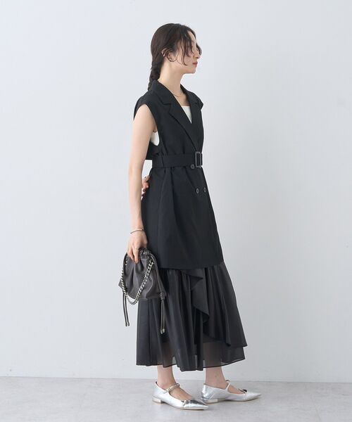 earth music&ecology（アースミュージックアンドエコロジー）の「シャイニーラッフルスカート（スカート・レディース・ライトグレー/ブラック・FREE）」の11枚目の写真