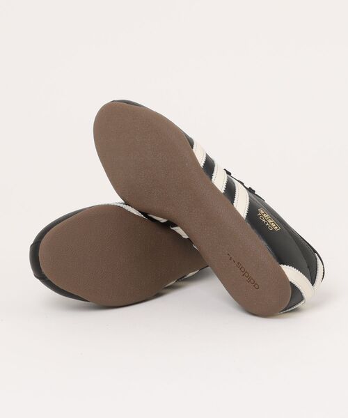 PAGEBOY（ページボーイ）の「adidas/TOKYO W（スニーカー・レディース・ブラック/グレイッシュベージュ・MEDIUM/LARGE）」の4枚目の写真