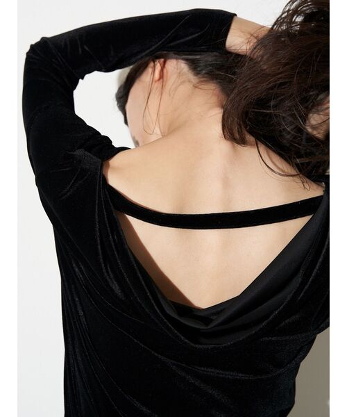 ELENDEEK(エレンディーク)の「ベロアドレープカットソー(Tシャツ/カットソー・レディース・ブラック/ネイビー/ブラウン・FREE)」の8枚目の写真