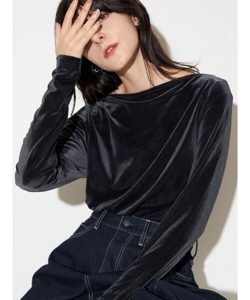 ELENDEEK(エレンディーク)の「ベロアドレープカットソー(Tシャツ/カットソー・レディース・ブラック/ネイビー/ブラウン・FREE)」の12枚目の写真