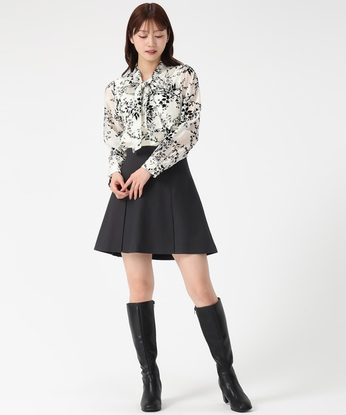 MISCH MASCH(ミッシュマッシュ)の「フロッキーボウタイブラウス(シャツ/ブラウス・レディース・ブラック/ホワイト・フリ-)」の14枚目の写真
