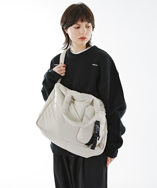 meltum(メルタム)の「PADDING SHOULDER BAG(ショルダーバッグ・メンズ・ブラック/オレンジ/ライトグレー・FREE)」の16枚目の写真
