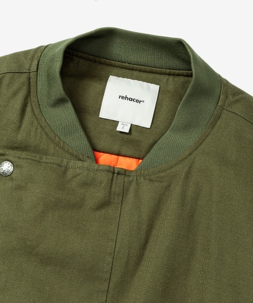 rehacer(レアセル)の「rehacer : Slant Twill Bomber Jacket / スラント ツイル ボンバー ジャケット(ミリタリージャケット・メンズ・ブラック/カーキ・LARGE/MEDIUM/SMALL)」の16枚目の写真