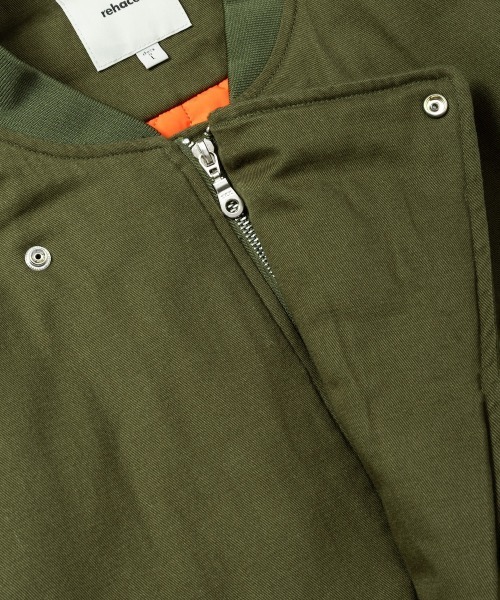 rehacer(レアセル)の「rehacer : Slant Twill Bomber Jacket / スラント ツイル ボンバー ジャケット(ミリタリージャケット・メンズ・ブラック/カーキ・LARGE/MEDIUM/SMALL)」の18枚目の写真