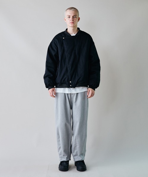 rehacer(レアセル)の「rehacer : Slant Twill Bomber Jacket / スラント ツイル ボンバー ジャケット(ミリタリージャケット・メンズ・ブラック/カーキ・LARGE/MEDIUM/SMALL)」の10枚目の写真