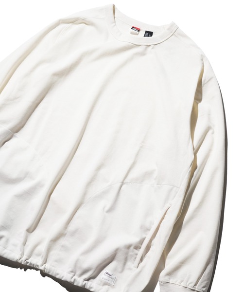 NANGA(ナンガ)の「NANGA / ナンガ ECO HYBRID OVERSIZED L/S TEE エコハイブリッド オーバーサイズ ロングスリーブTシャツ(Tシャツ/カットソー・メンズ・ホワイト/グリーン/ブラック/グレー・MEDIUM/LARGE/X-LARGE/SMALL)」の8枚目の写真