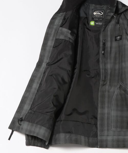 Quiksilver(クイックシルバー)の「LIVE WIRE JK/クイックシルバーロゴワンポイントジャケット(マウンテンパーカー・メンズ・ブラック/カーキ・SMALL/MEDIUM/LARGE)」の3枚目の写真