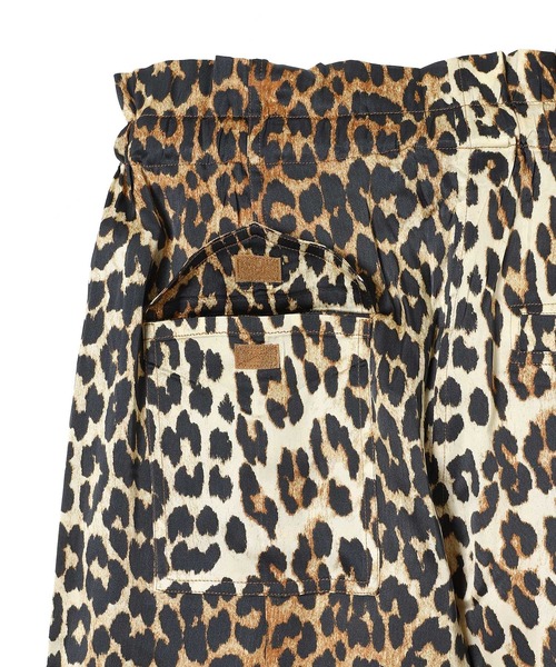 GANNI（ガニー）の「GANNI Printed Satin Pants w0324（その他パンツ・レディース・レオパード・34inch）」の4枚目の写真